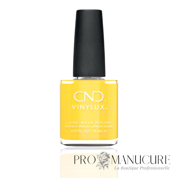 CND-VINYLUX-CATCHING-LIGHT